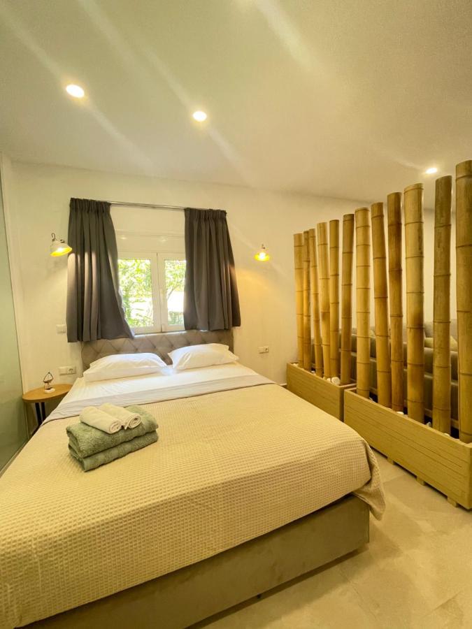 Central Luxury Apartment In Paralia Ofryniou Ofrínion エクステリア 写真
